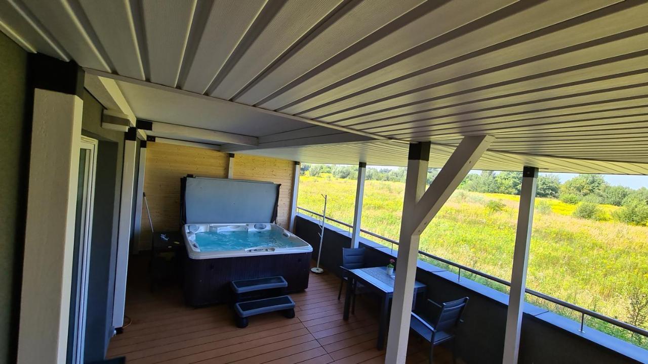 Apartament - Jacuzzi Жешов Екстериор снимка